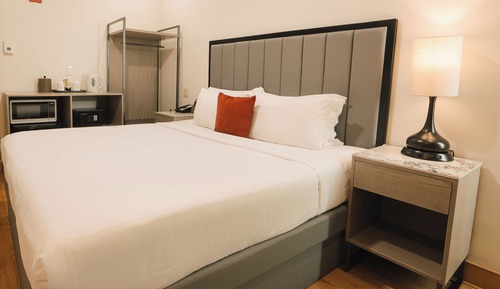 Comfort Room, 1 King Bed