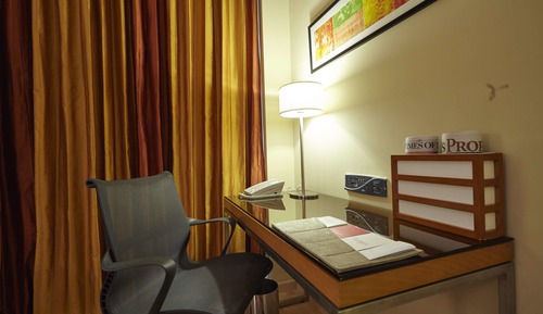 Deluxe Room, 1 King Bed