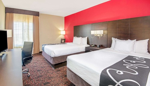 Suite, 2 Queen Beds, Accessible, Non Smoking