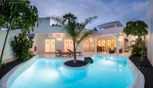 Premier Villa, 2 Bedrooms, Private Pool, Garden View