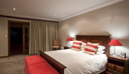 Standard Room (6 (18))