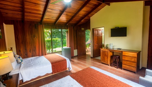 Standard Room, 2 Double Beds, Garden View