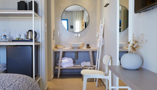 Deluxe Double Room, Garden View