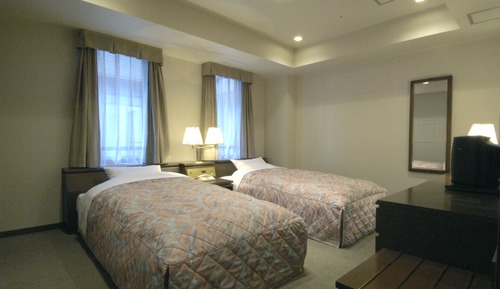 Two Bed Room Suite (Please include all persons in your reservation)