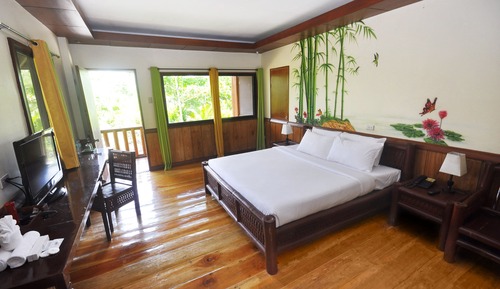 Forest View Room