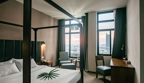 Deluxe Suite