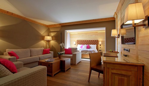 Deluxe Double Room, Balcony, Mountain View