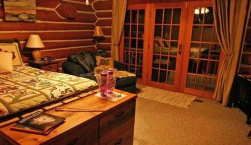 Blueberry Room, 1 Queen Bed