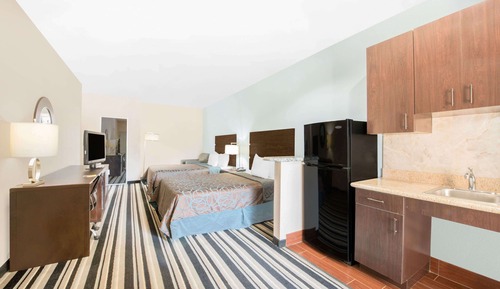 Suite, 2 Bedrooms, Non Smoking (2 Queen Beds)