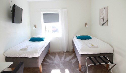Twin Room, Private Bathroom