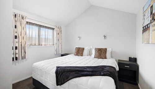 Two Bedroom with Spa Bath