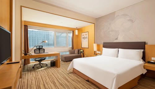Suite, 1 Bedroom, City View