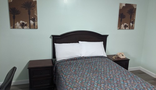 Classic Single Room