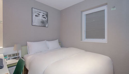 Early Bird Room