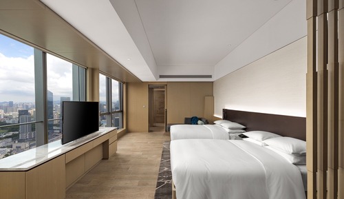 Room, 2 Double Beds, City View