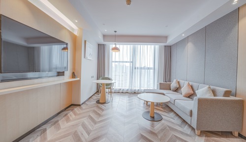 Suite, 1 King Bed