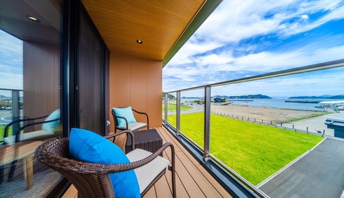 Premium Deluxe Room, Ocean View with Balcony, Non Smoking