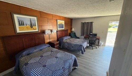 Room, 2 Double Beds, Smoking