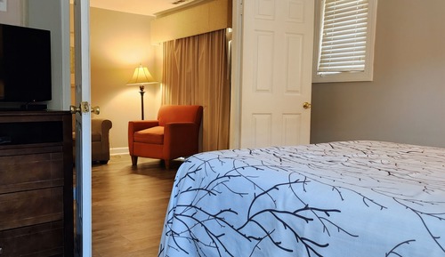 Basic Room, 2 Bedrooms, Connecting Rooms