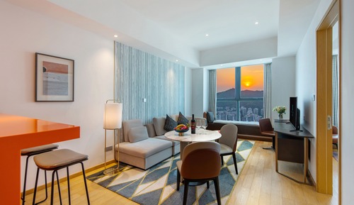 Premier Suite