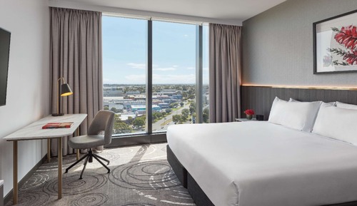 Deluxe King Room