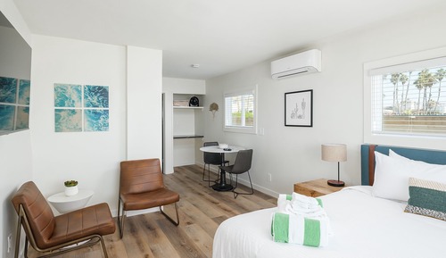 Oceanview Corner King Studio 307