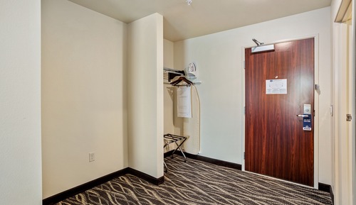 Room, 1 King Bed, Non Smoking