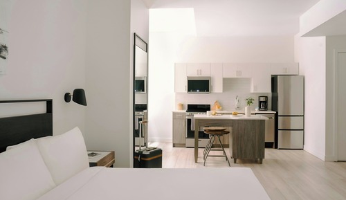 Superior Studio, 1 King Bed