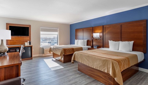 Suite, 2 Queen Beds, Accessible, Non Smoking
