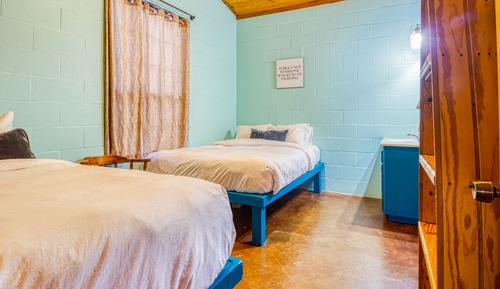 Deluxe Cabin