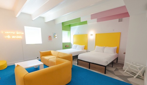 Room 115: Double Queen Suite