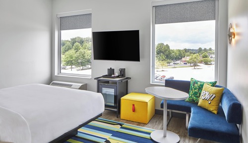 Room, 1 King Bed (Mobility Accessible, Roll-In Shower)
