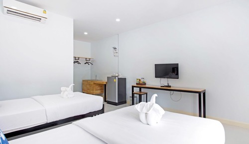 Standard Twin Room