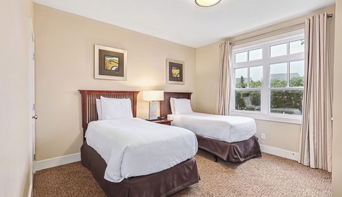 Standard Condo, 2 Bedrooms (114 Rivergrass - No Pets Allowed)