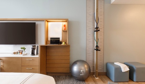 Standard Room, 2 Queen Beds, Accessible Bathtub (Mobility)
