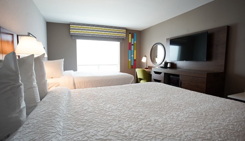 Room, 2 Queen Beds, Accessible, Bathtub (Mobility & Hearing)