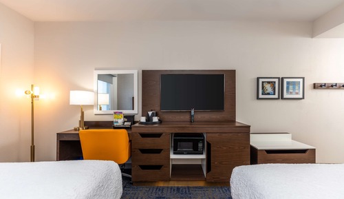 Room, 2 Queen Beds, Refrigerator