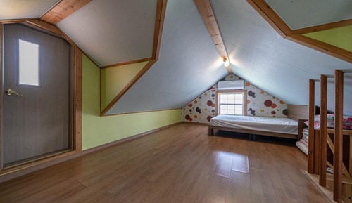 Room (Room303(Duplex Room))
