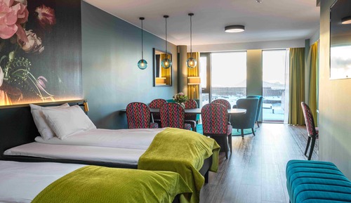 Junior Suite, 2 Twin Beds, Non Smoking