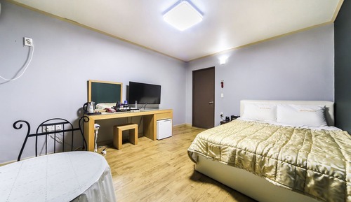Room (Special Room)