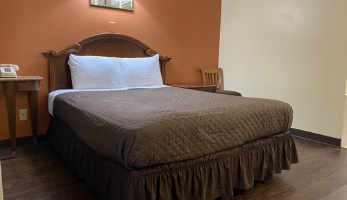 Standard Room, 1 Queen Bed, Smoking