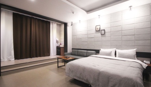 Room (Standard Room)