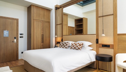 Executive Suite, Hot Tub, Executive Level