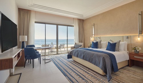Deluxe Room, 1 King Bed, Ocean View