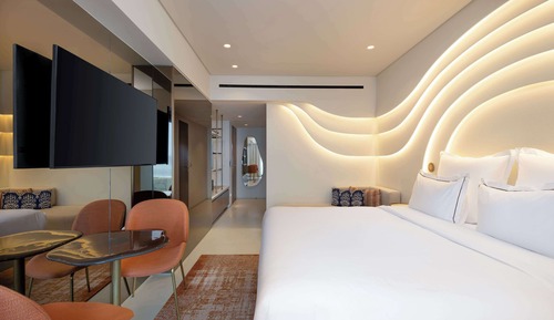 Deluxe Room, 1 King Bed, Sea View