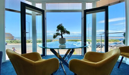 Luxury Apartment, 2 Bedrooms, Sea View