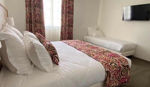 Comfort Triple Room