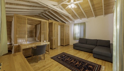 Superior Bungalow