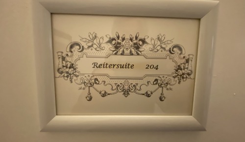 Romantic Studio Suite, Garden Area