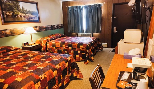 Room, Multiple Beds